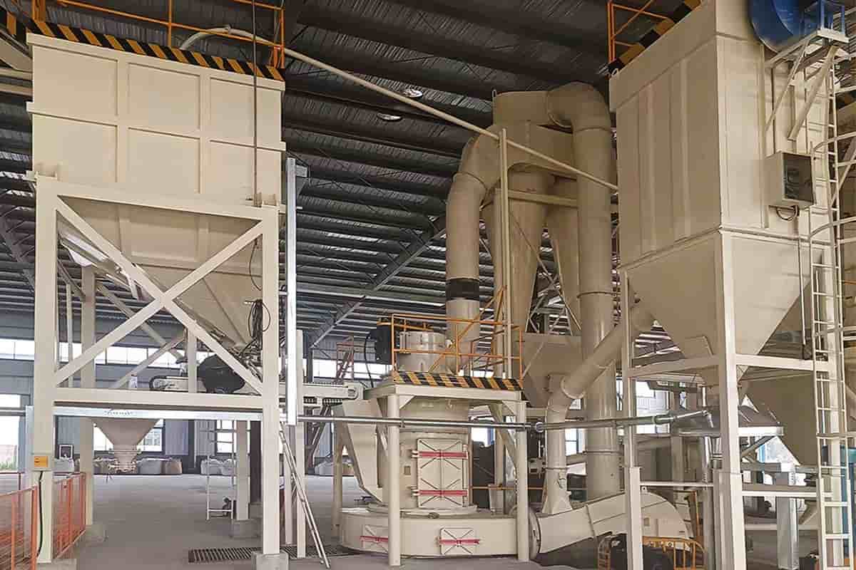 Integrated Sand and Powder Raymond Grinding Mill.jpg