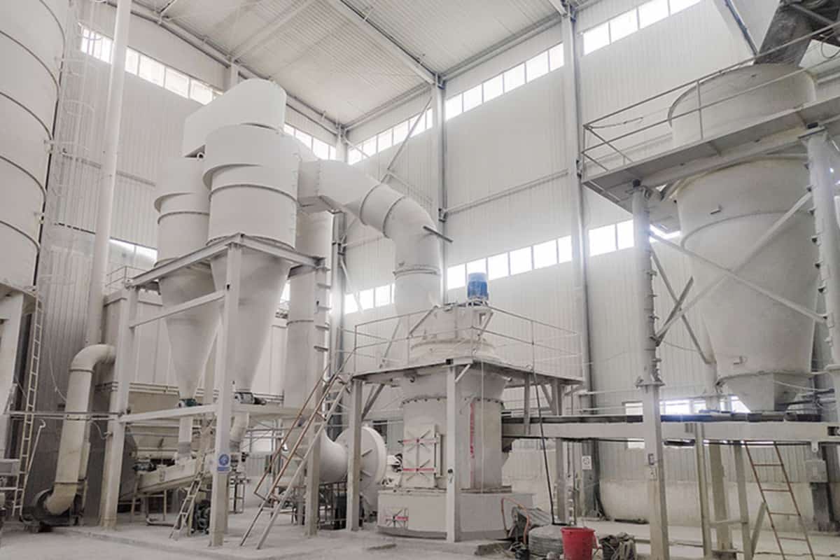 CR5R4128 Raymond Grinding Mill.jpg