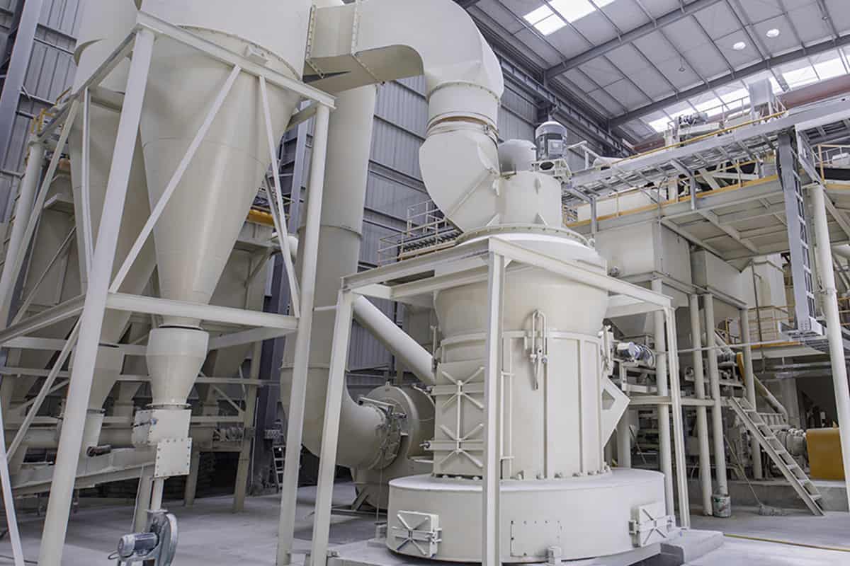 CRRM2750 Raymond Grinding Mill.jpg