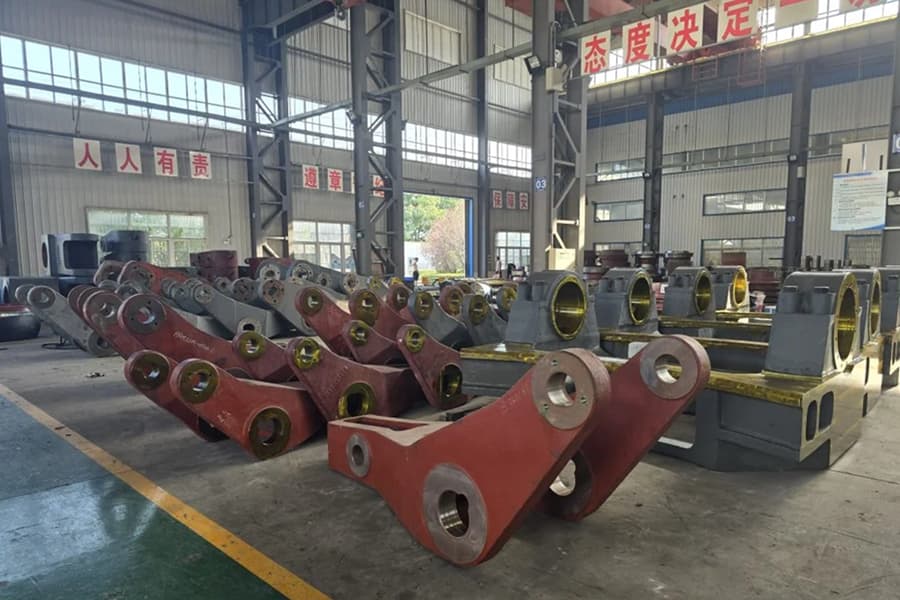 Raymond mill parts - Cronus grinding mill parts.jpg