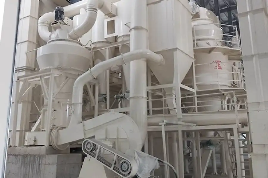 Raymond mill processes bentonite
