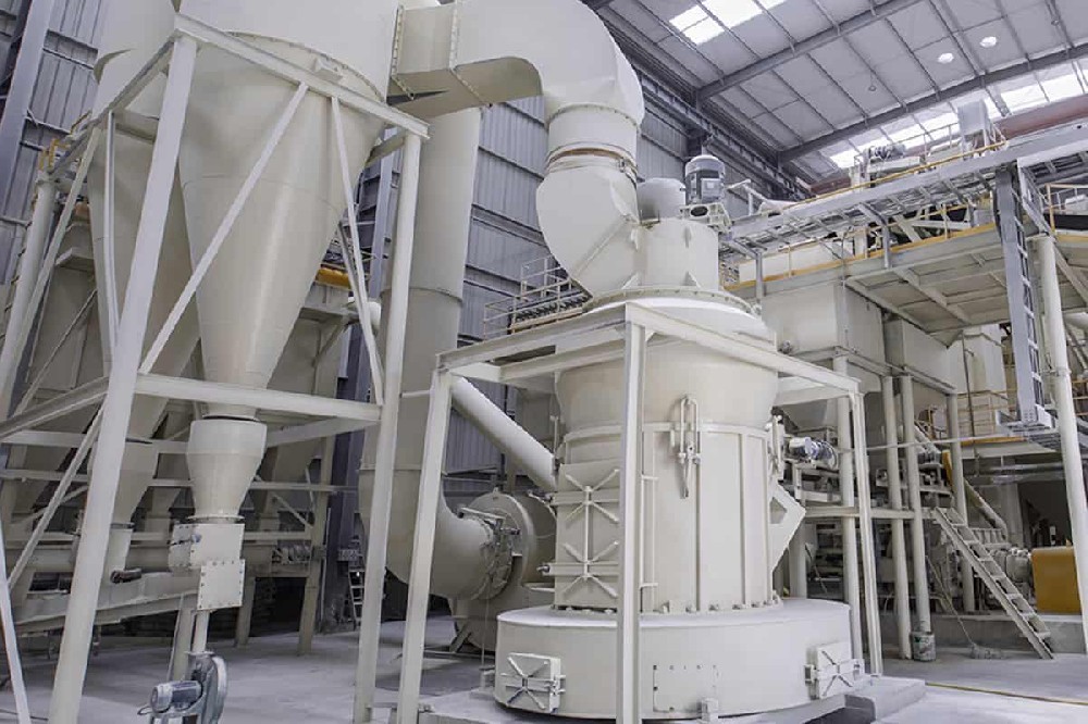 Raymond mill processes coke